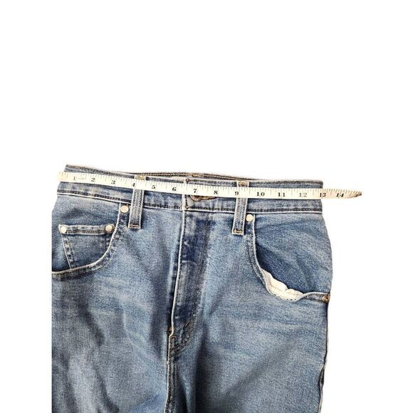 Levis SilverTab Mom Jean women's 26x26* measured distressed High-Rise Taper - Picture 3 of 11